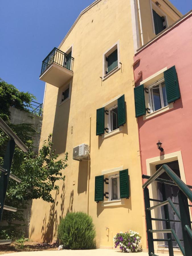 Апартаменты Corfu Filoxenia House Kompitsion Экстерьер фото